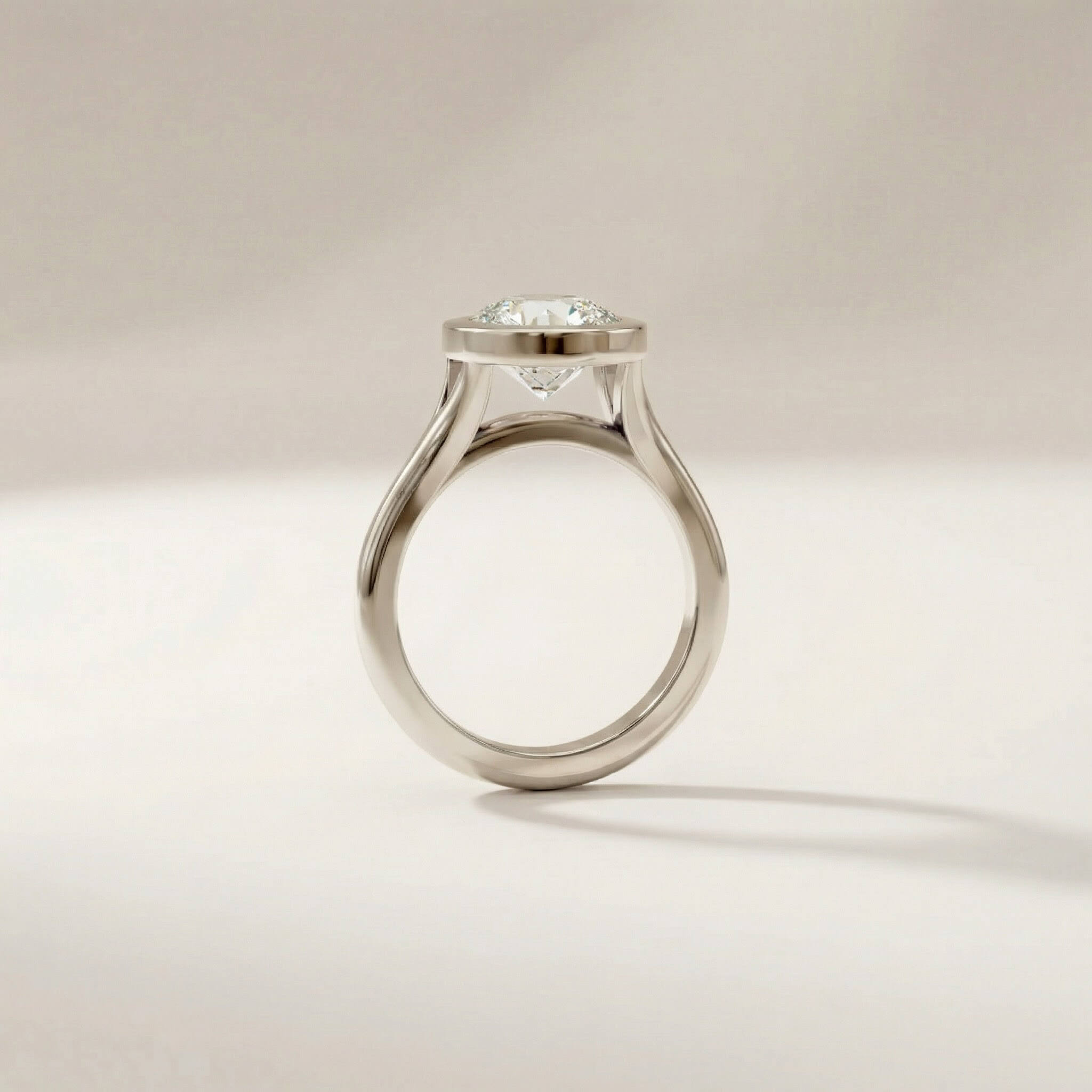 Full Bezel Split Shank Image 5